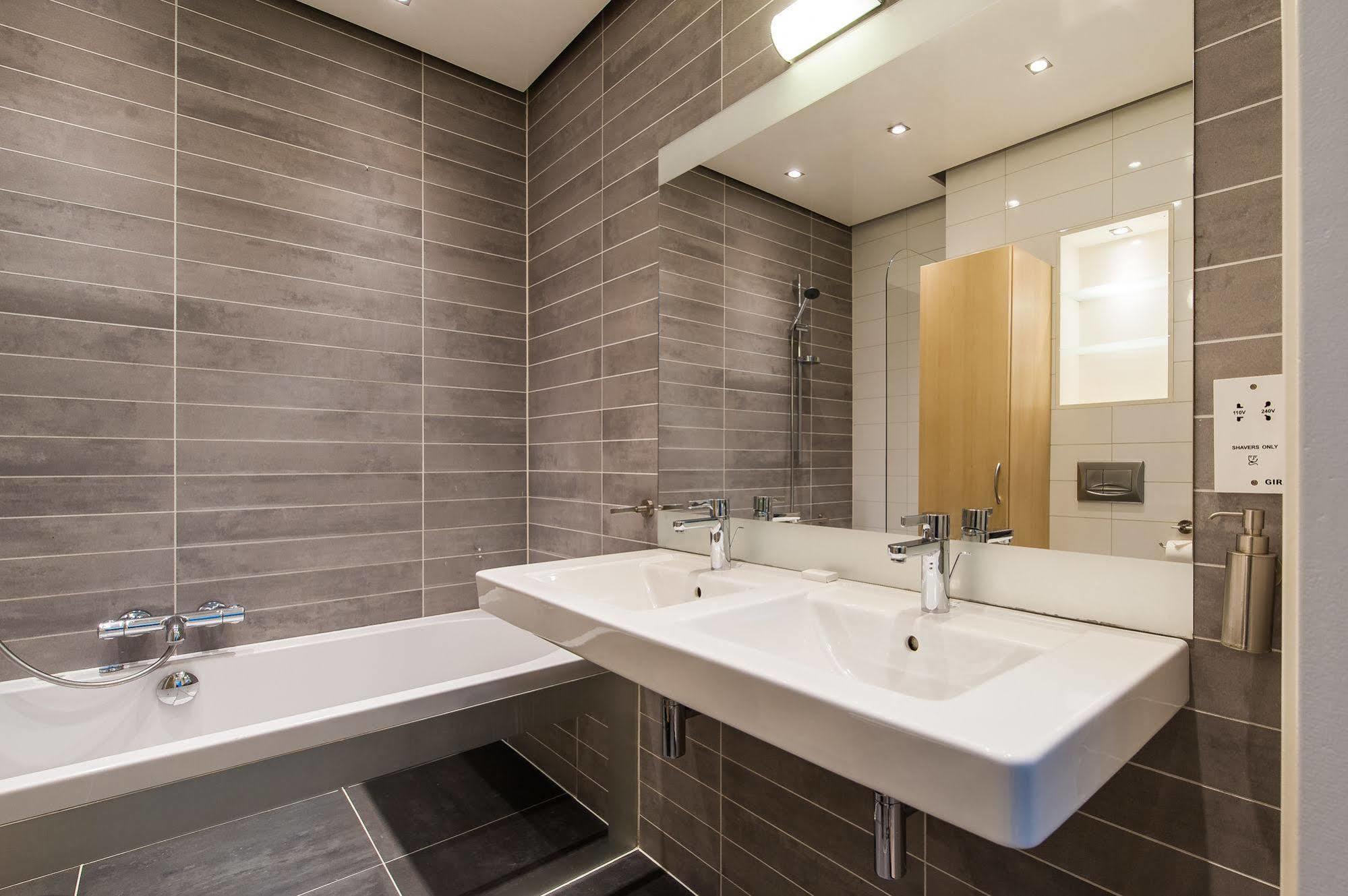 Short Stay Group Congress Centre Serviced Apartments Ámsterdam Exterior foto